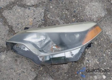 2015 Toyota Corolla Le Plus z USA, uszkodzony, nr VIN 2T1BURHE2FC349256